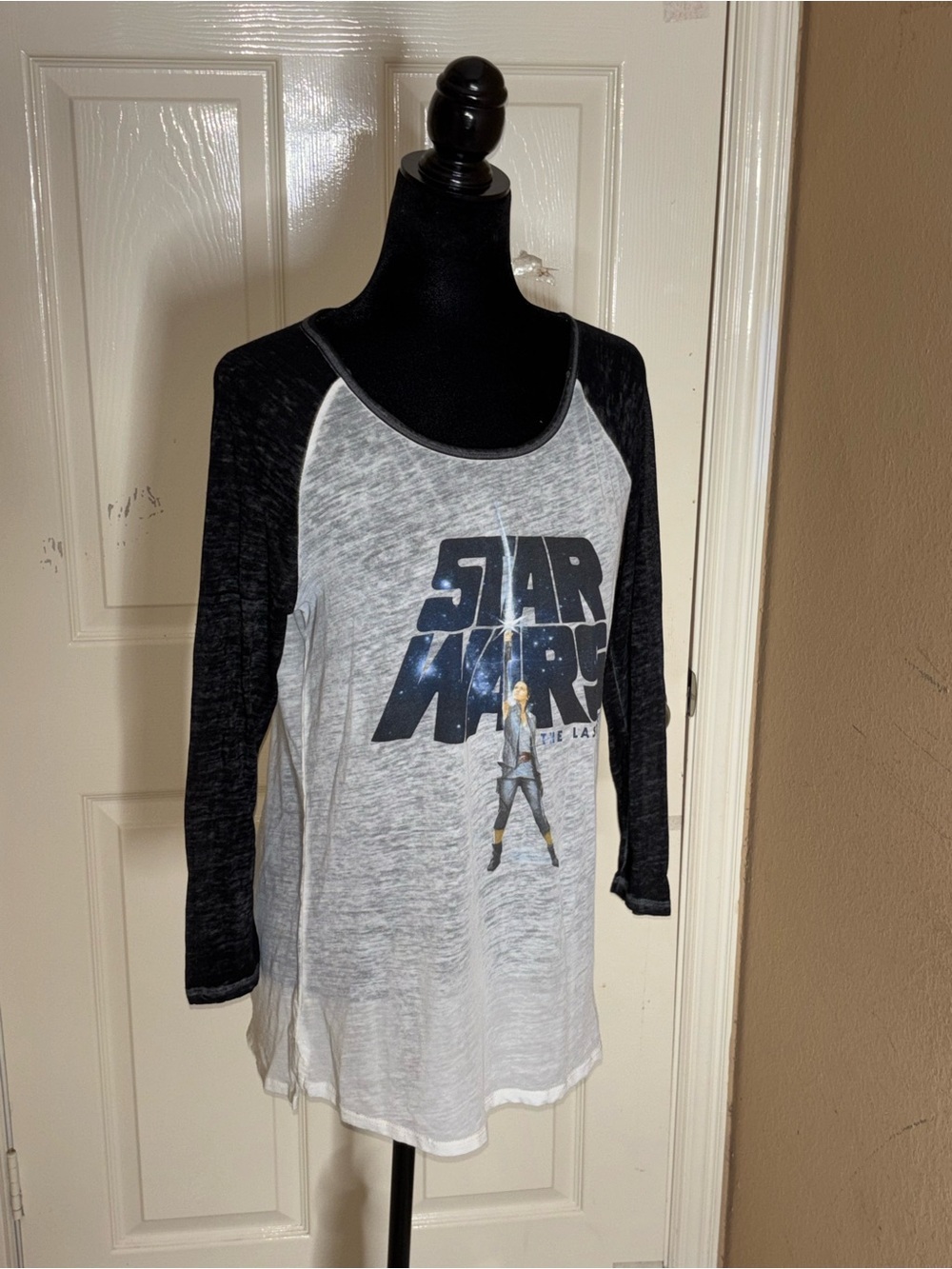 Star Wars Womens Baseball Logo tee Pull Over Freeze Size X-Large Top Casual